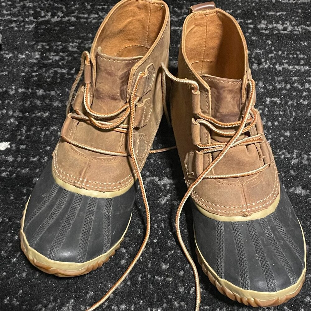 Sorel Out 'N About Leather Waterproof Ankle Boots.